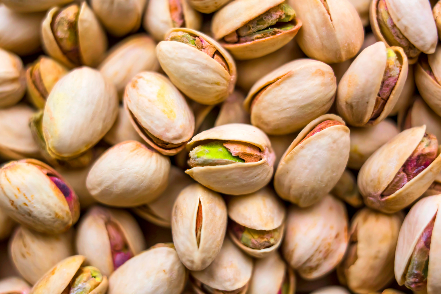 Pistachios Suppliers in India